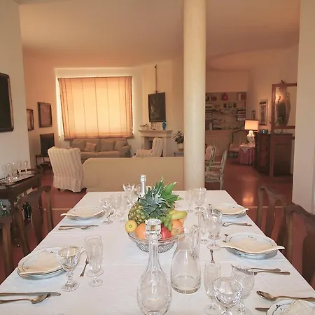 Villa Regina *